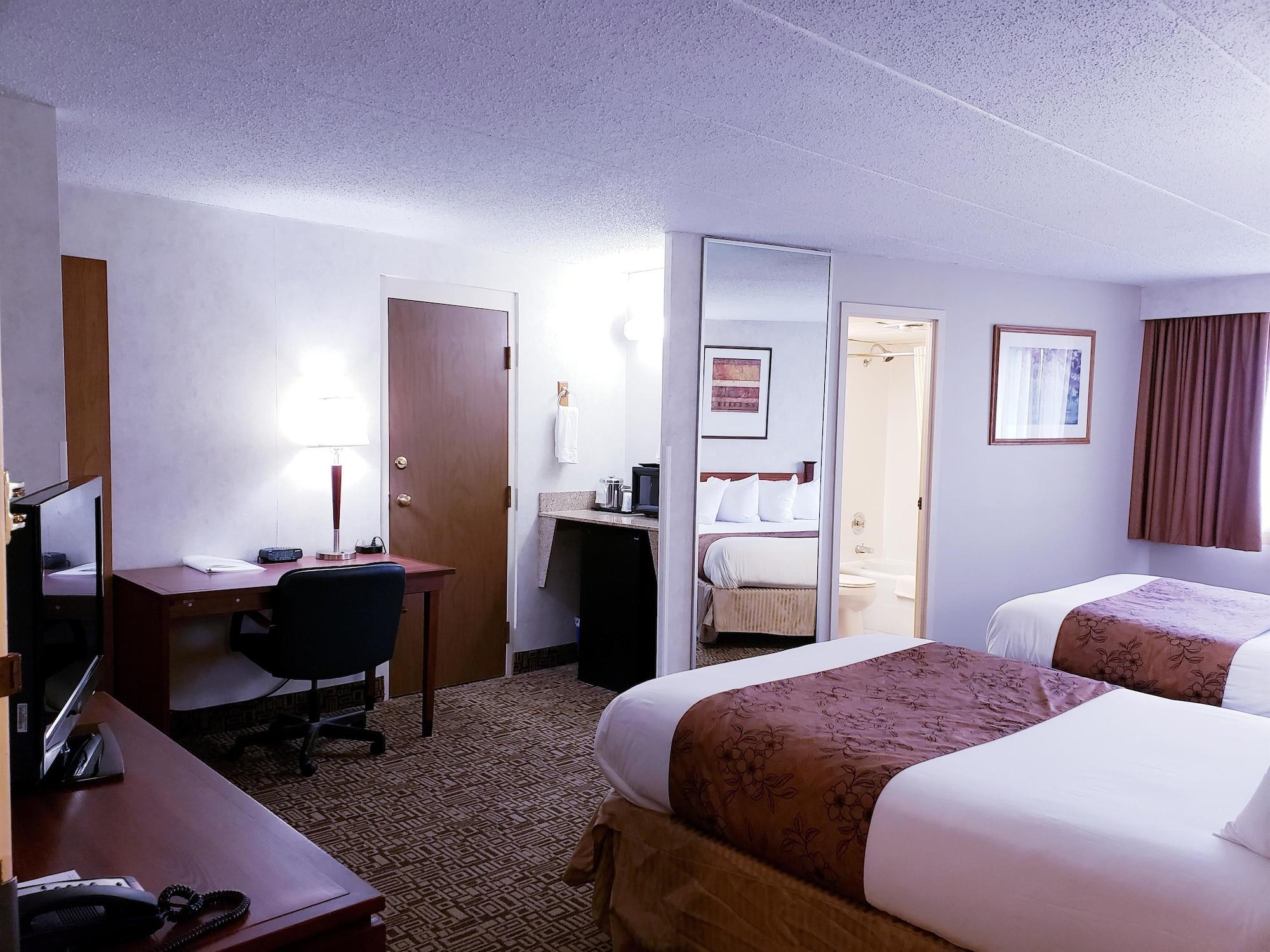 Surestay Plus Hotel By Best Western Блоек-Рівер-Фолз Екстер'єр фото