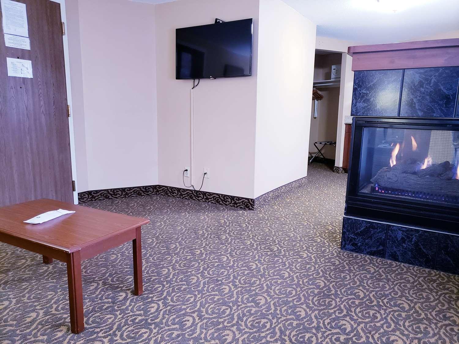 Surestay Plus Hotel By Best Western Блоек-Рівер-Фолз Екстер'єр фото